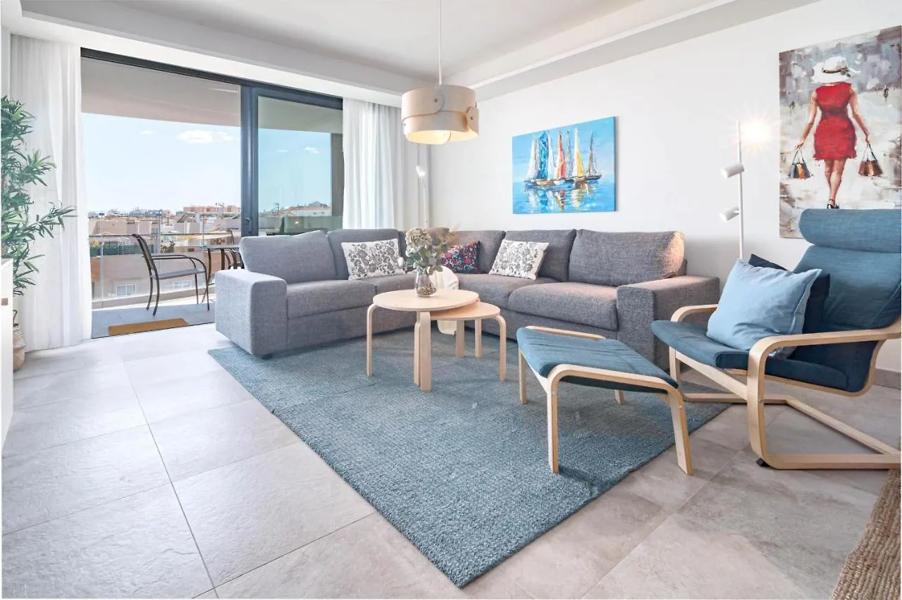 Inf26H- Comfortable And Spacious City Apartment Estepona