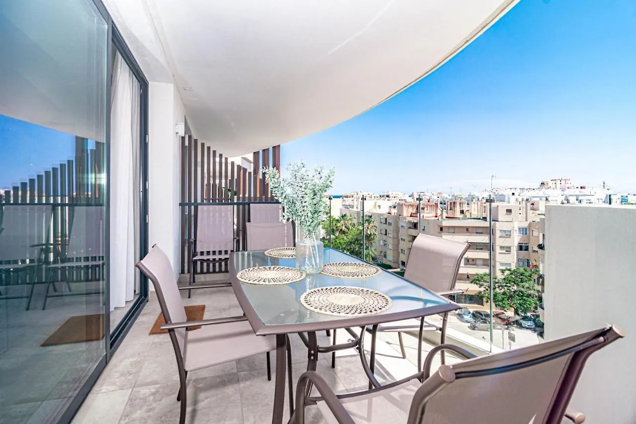 Inf26H- Comfortable And Spacious City Apartment Estepona