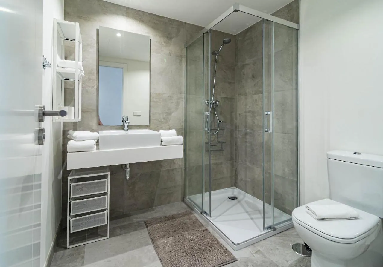 Inf26H- Comfortable And Spacious City Apartment Estepona